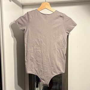 Skims short sleeve Bodysuit